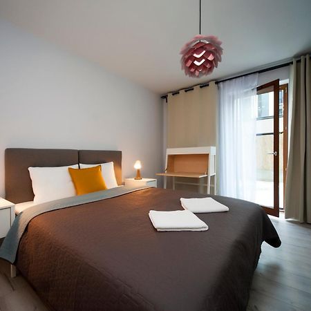 Very Berry - Maratonska 3 - Business Apartment, garden, check in 24h Poznań Exteriör bild