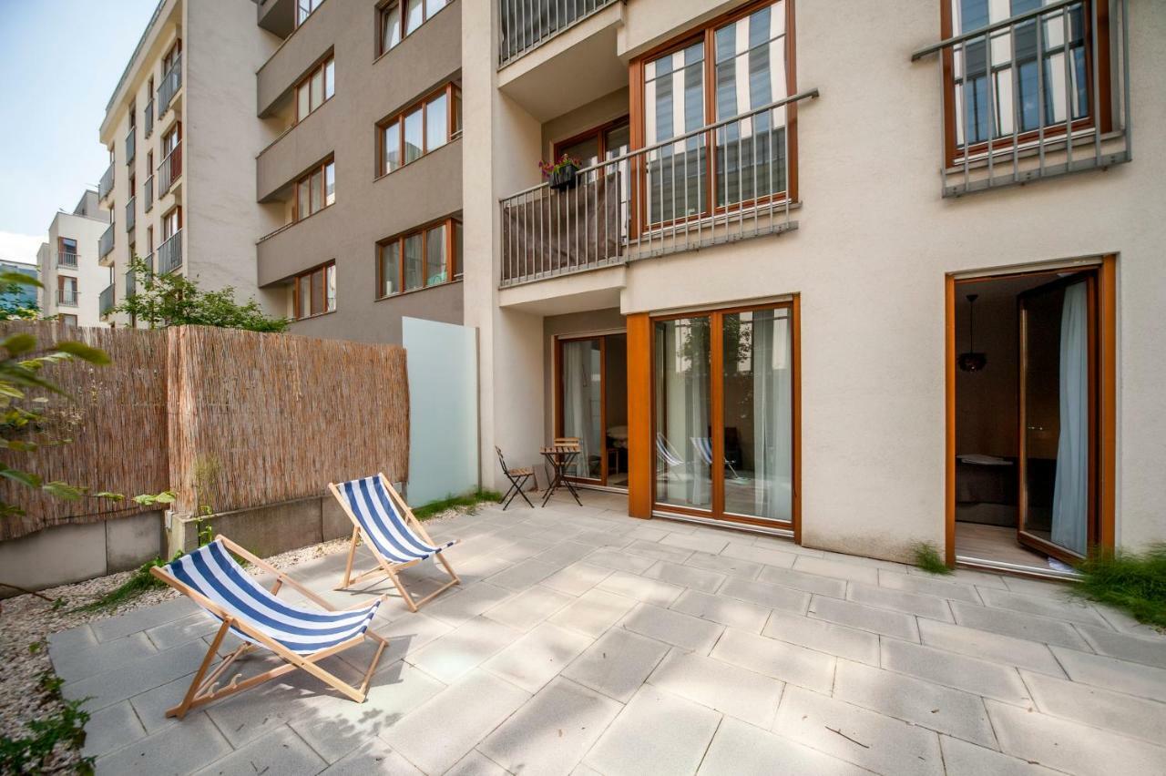 Very Berry - Maratonska 3 - Business Apartment, garden, check in 24h Poznań Exteriör bild